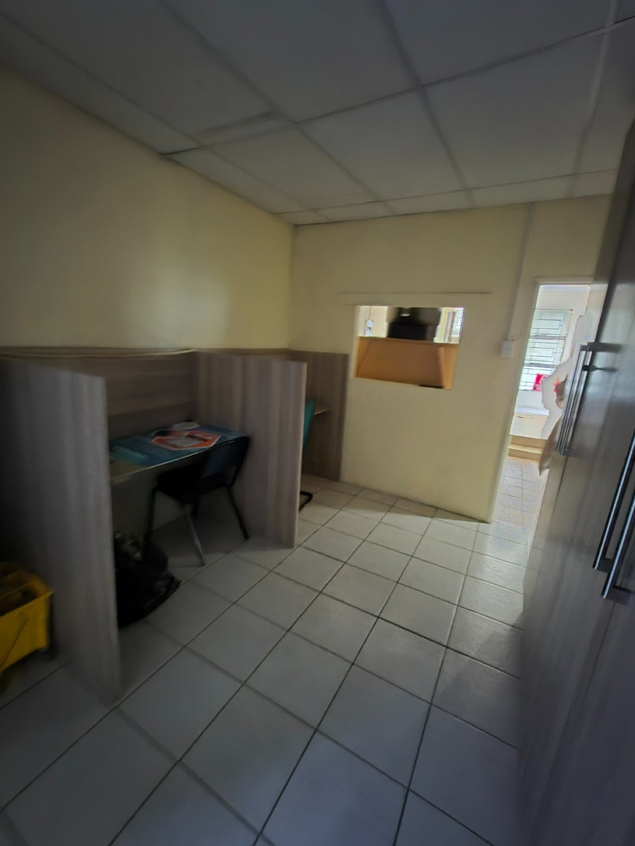 To Let commercial Property for Rent in Kagisanong Free State